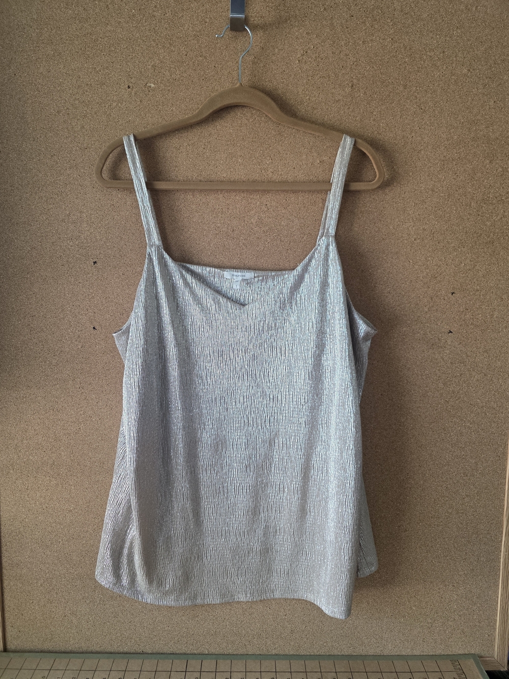 Maurices Y2K Metallic Gold Cami Top Size 1X Shimmer Spaghetti Strap Party Night